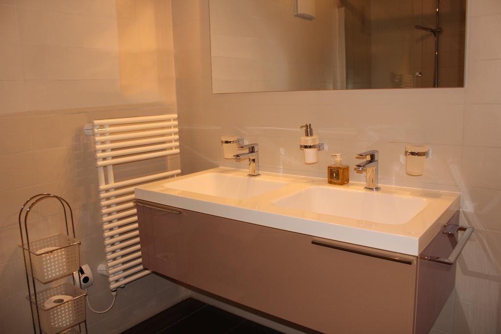 Montreux Lake View Apartments City Centre 客房 照片